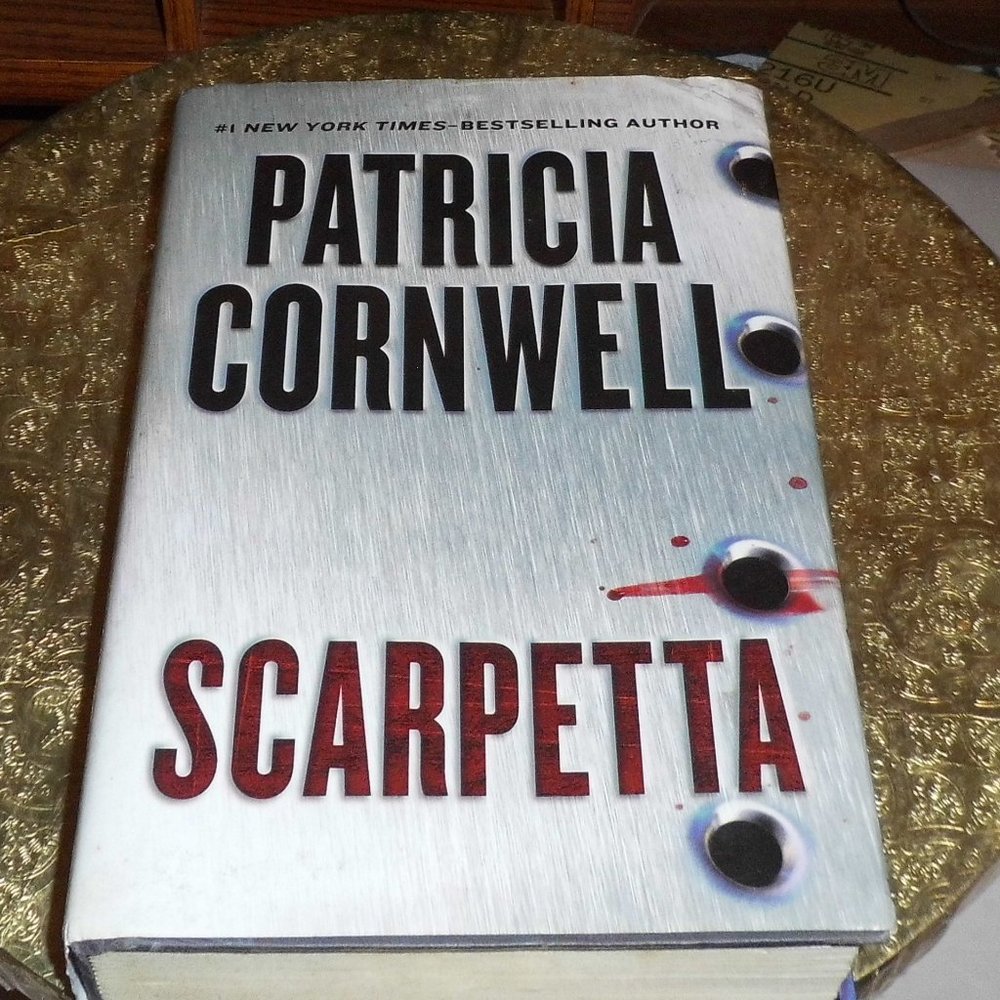 Book - "Scarpetta"